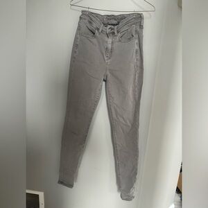 American Eagle Super High Rise Jegging